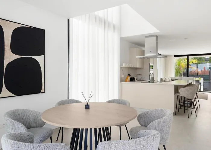 Karat La Quinta בית נופש