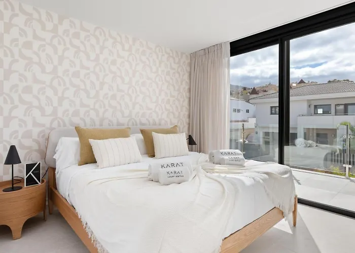 Karat La Quinta בית נופש