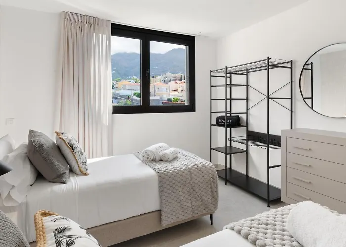 Karat La Quinta בית נופש